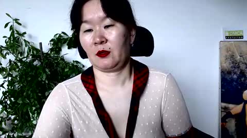 Snapshot of akira_xx chatting on 05-31-26, 02:31 Akira online show from 05-31-26, 02:31