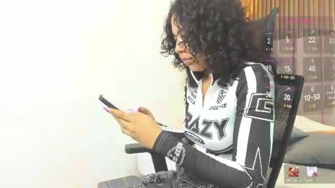 Snapshot of akirahayami chatting on 06-25-26, 11:59 AkiraHayami online show from 06-25-26, 11:59
