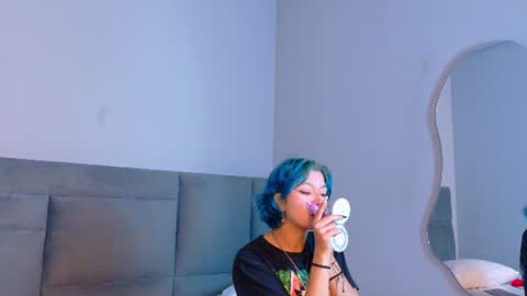 Akira online show from 06-25-26, 11:37