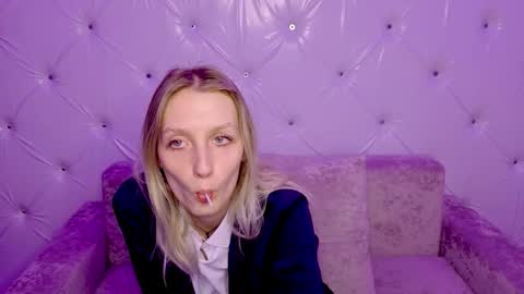 Snapshot of akiro_kim chatting on 03-06-26, 02:41 akiro_kim online show from 03-06-26, 02:41