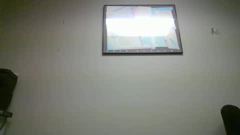 Snapshot of akizzy021 chatting on 05-21-26, 11:23 akizzy021 online show from 05-21-26, 11:23