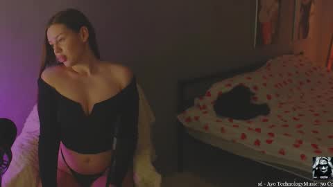 Alice online show from 01-07-26, 01:24