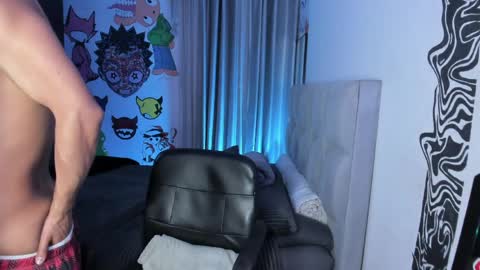 Snapshot of ala_ha_ chatting on 05-02-26, 01:21 Ander uwu online show from 05-02-26, 01:21