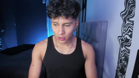 Snapshot of ala_ha_ chatting on 05-20-26, 12:28 Ander uwu online show from 05-20-26, 12:28