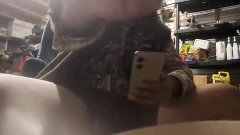 alagatorboy online show from 10-15-25, 08:14