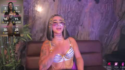 Snapshot of alahia_dangelo_ chatting on 10-31-25, 02:40 ALAHIA online show from 10-31-25, 02:40