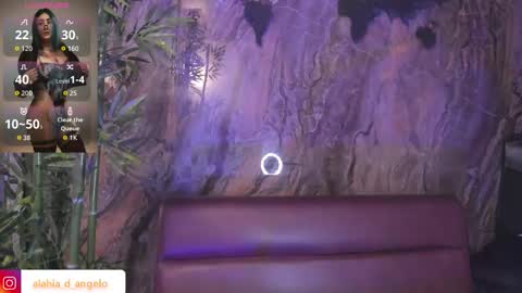 Snapshot of alahia_dangelo_ chatting on 01-10-26, 05:31 ALAHIA online show from 01-10-26, 05:31