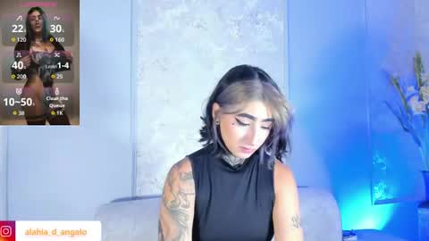 Snapshot of alahia_dangelo_ chatting on 06-20-26, 06:00 ALAHIA online show from 06-20-26, 06:00