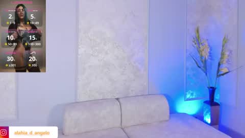 Snapshot of alahia_dangelo_ chatting on 07-12-26, 03:36 ALAHIA online show from 07-12-26, 03:36