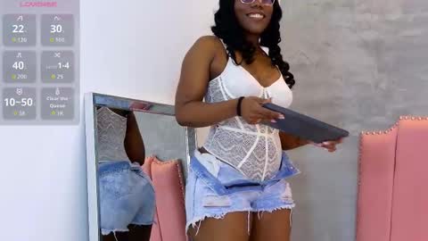 alaia_colins online show from 01-17-26, 03:22