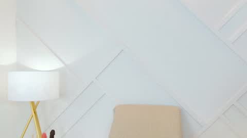 Snapshot of alaia_colins chatting on 06-25-26, 05:12 alaia_colins online show from 06-25-26, 05:12