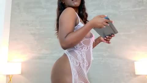Snapshot of alaia_colins chatting on 07-01-26, 02:02 alaia_colins online show from 07-01-26, 02:02