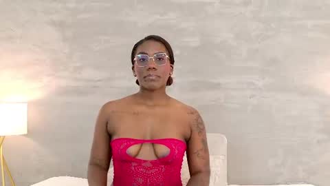 Snapshot of alaia_colins chatting on 07-09-26, 04:38 alaia_colins online show from 07-09-26, 04:38
