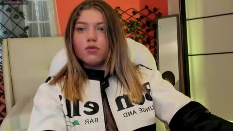 Alaia online show from 04-29-26, 01:26