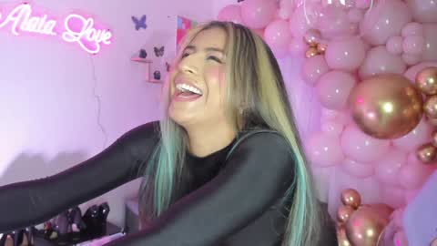 Alaia online show from 02-08-25, 10:19