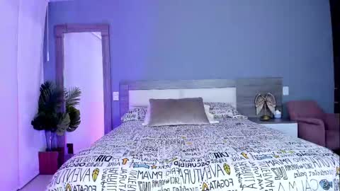 alaiaguerra online show from 10-08-25, 08:17