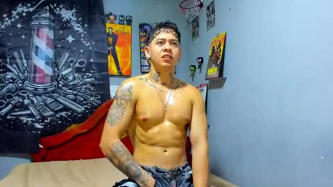 Snapshot of alamjams chatting on 06-17-26, 08:28 Alam Jams online show from 06-17-26, 08:28