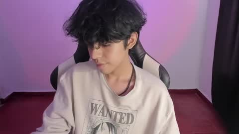 Snapshot of alan18n chatting on 01-21-25, 03:37 alan18n online show from 01-21-25, 03:37