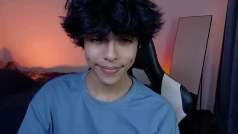 Snapshot of alan18n chatting on 04-03-26, 04:21 alan18n online show from 04-03-26, 04:21