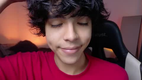 Snapshot of alan18n chatting on 04-18-26, 07:07 alan18n online show from 04-18-26, 07:07