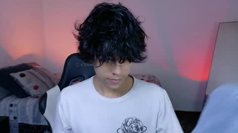 Snapshot of alan18n chatting on 05-03-26, 12:49 alan18n online show from 05-03-26, 12:49