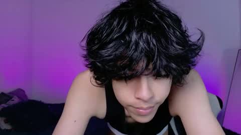 Snapshot of alan18n chatting on 05-20-26, 12:06 alan18n online show from 05-20-26, 12:06