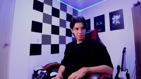 Alan Boy online show from 01-18-26, 02:10