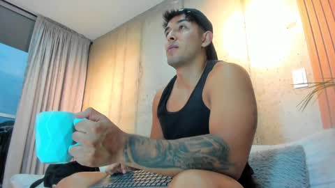 Snapshot of alan_greek_1 chatting on 12-08-24, 10:57 Alan greek online show from 12-08-24, 10:57