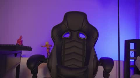 Snapshot of alan_muscle chatting on 03-09-26, 11:31 Alan online show from 03-09-26, 11:31