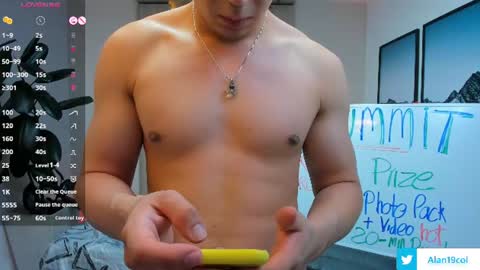 Alan  Kevin can we reach 100 thumbs up please guys  online show from 07-30-26, 11:42