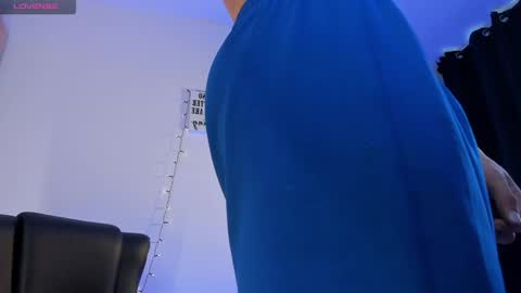 Snapshot of alan_rosee chatting on 12-13-24, 01:44 Alan online show from 12-13-24, 01:44