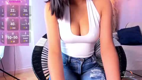 Snapshot of alana__rossetti chatting on 09-16-25, 12:39 Alana online show from 09-16-25, 12:39