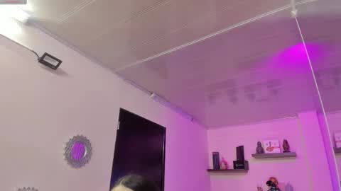 Snapshot of alana_madison chatting on 03-10-25, 10:59 Maeve online show from 03-10-25, 10:59