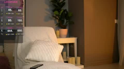 Snapshot of alanareign chatting on 05-30-26, 10:23 AlanaReign online show from 05-30-26, 10:23