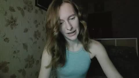 Elisa online show from 10-25-25, 08:03