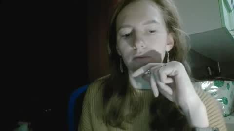 Elisa online show from 10-27-25, 08:57