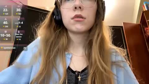 Stella online show from 09-09-25, 05:23