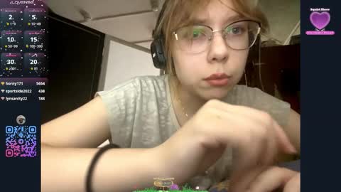 Stella online show from 09-27-25, 09:36