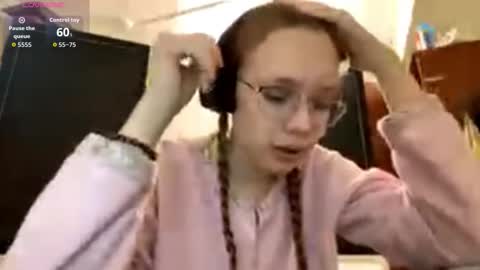 Stella online show from 10-06-25, 05:54