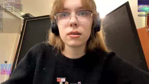 Stella online show from 10-18-25, 01:56