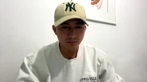 alanj998 online show from 09-23-25, 02:58