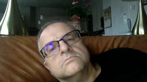 alankrieski1174 online show from 10-13-25, 11:32