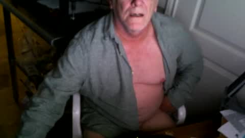 Alanlee10allen online show from 12-17-25, 03:56