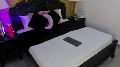 alanna_blaze online show from 08-06-26, 08:00
