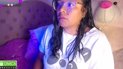 lanna online show from 11-23-25, 01:49