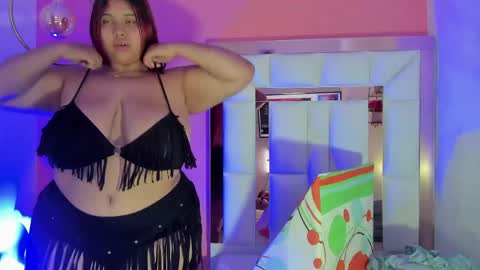 Snapshot of alanna_hot3 chatting on 05-09-26, 08:14 Ana online show from 05-09-26, 08:14