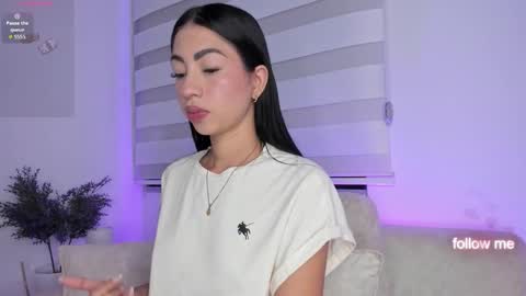 Snapshot of alannah__ chatting on 02-09-26, 10:19 online show from 02-09-26, 10:19