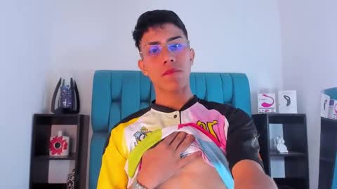 Snapshot of alannaughty_ chatting on 01-19-25, 09:13 alannaughty_ online show from 01-19-25, 09:13