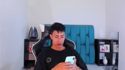 Snapshot of alannaughty_ chatting on 02-15-25, 09:04 alannaughty_ online show from 02-15-25, 09:04