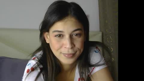 Snapshot of alaouirim25 chatting on 03-15-26, 10:49 AllylicArabis online show from 03-15-26, 10:49